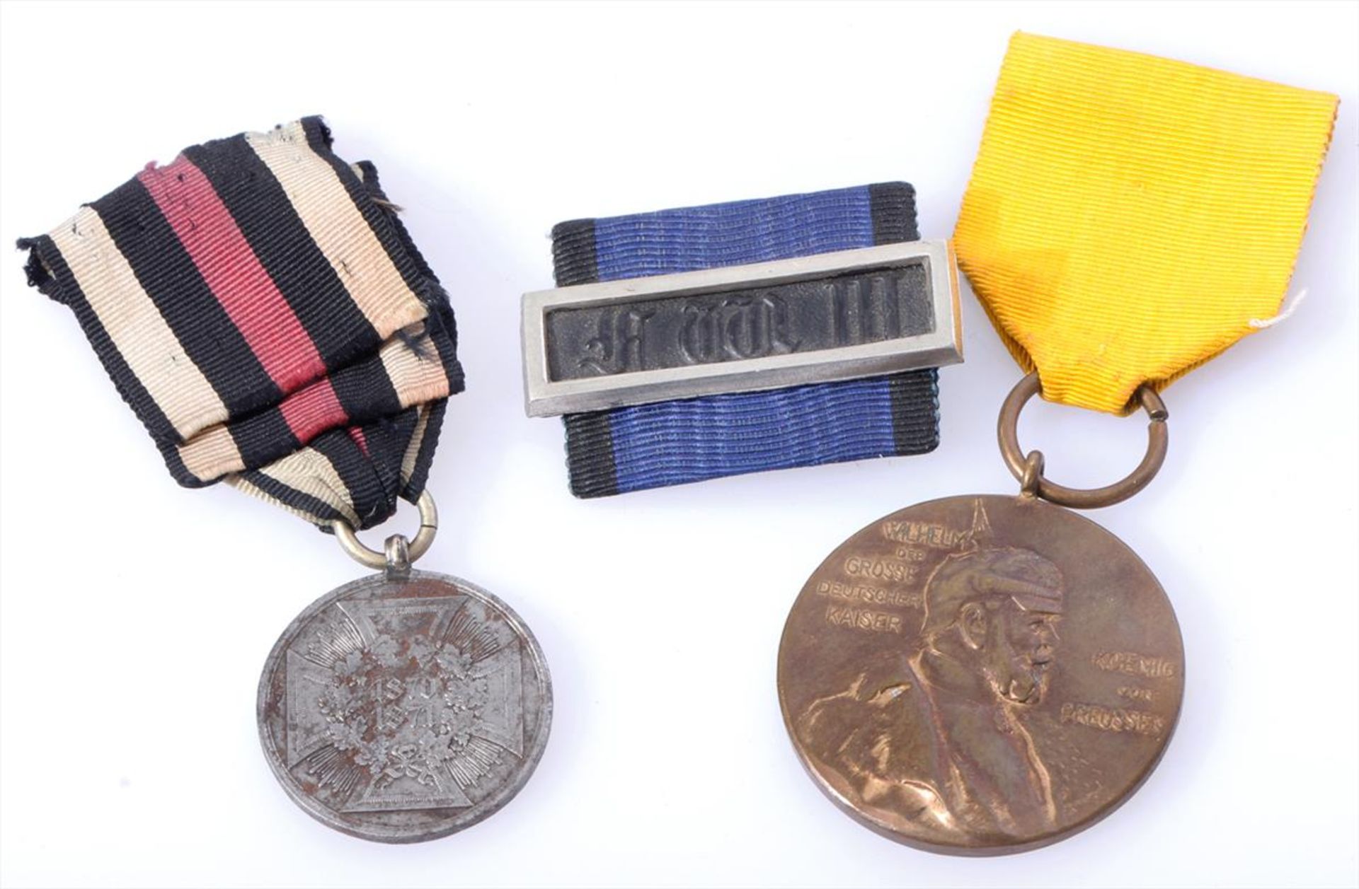 Posten mit drei Abzeichen PreußenPreußen, Militär-Dienstauszeichnung (1. Modell), III. Klasse,