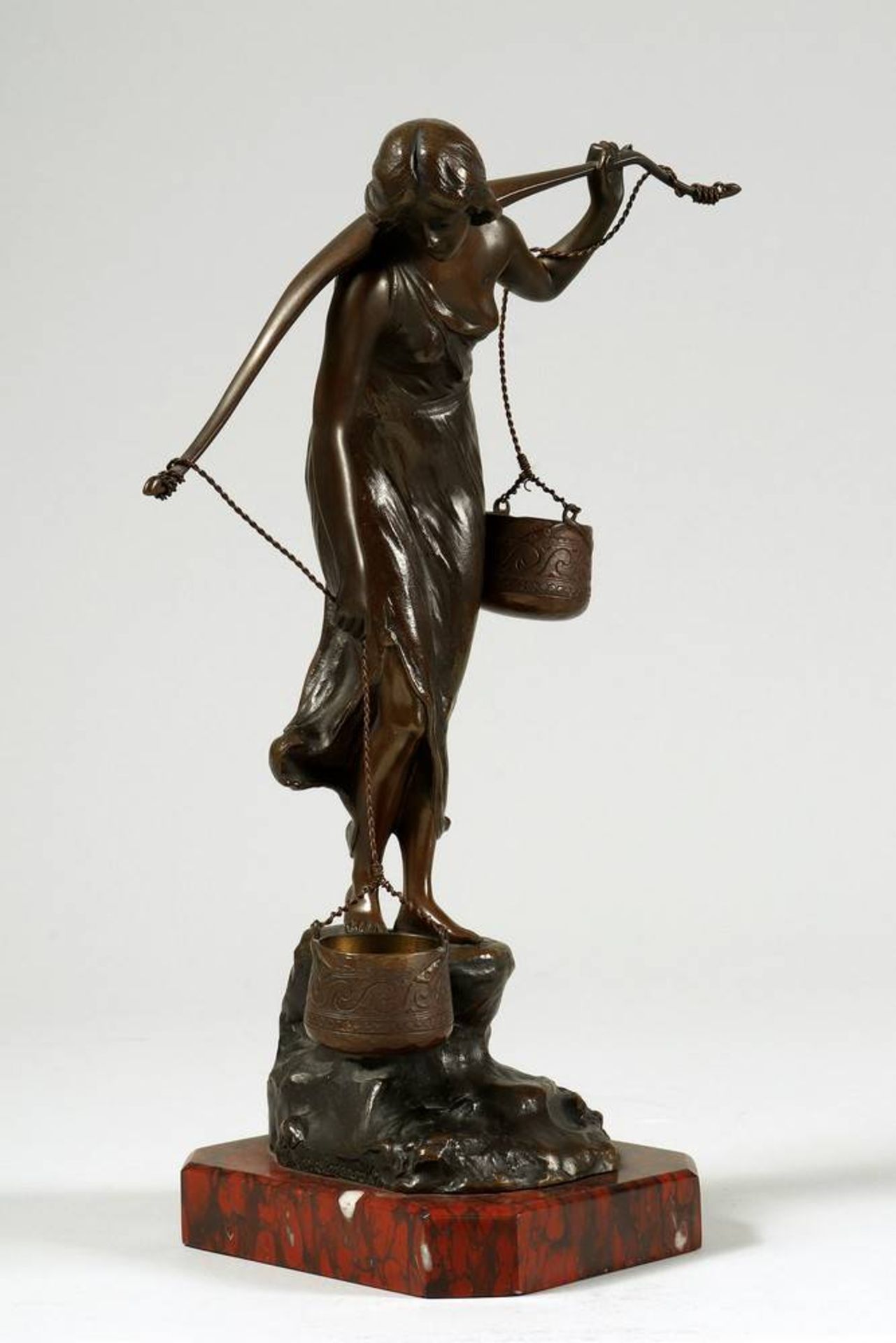 Paul Ludwig Kowalczewski (1865 - 1910) Bronze, female watercarrier, H ca. 33cmPaul Ludwig - Bild 3 aus 6