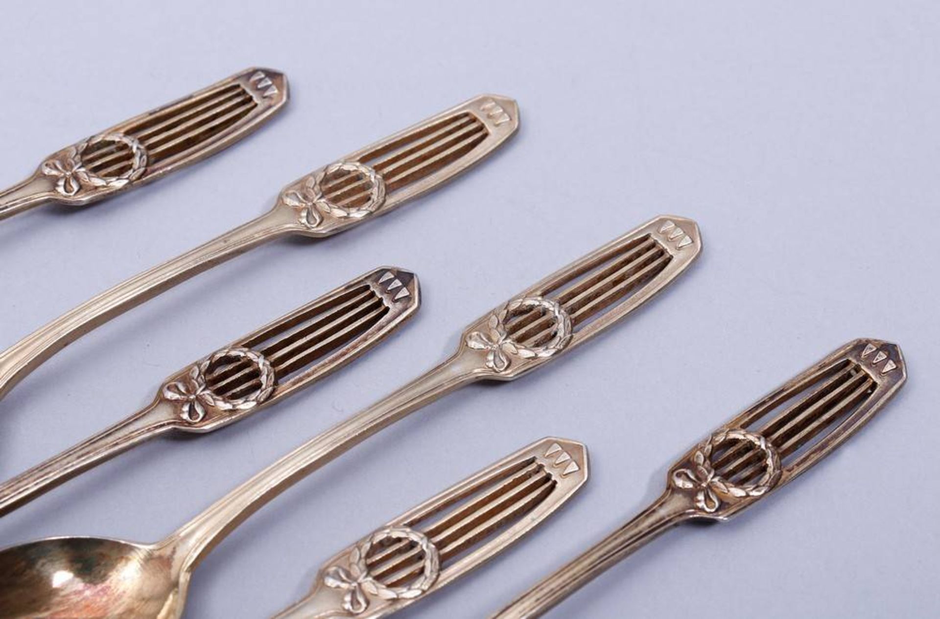 6 Art-Nouveau-Mocca spoons silver gilt, Bruckmann & Söhne, ca. 44,4g in total, L: 9,5cm, signs of - Bild 2 aus 3