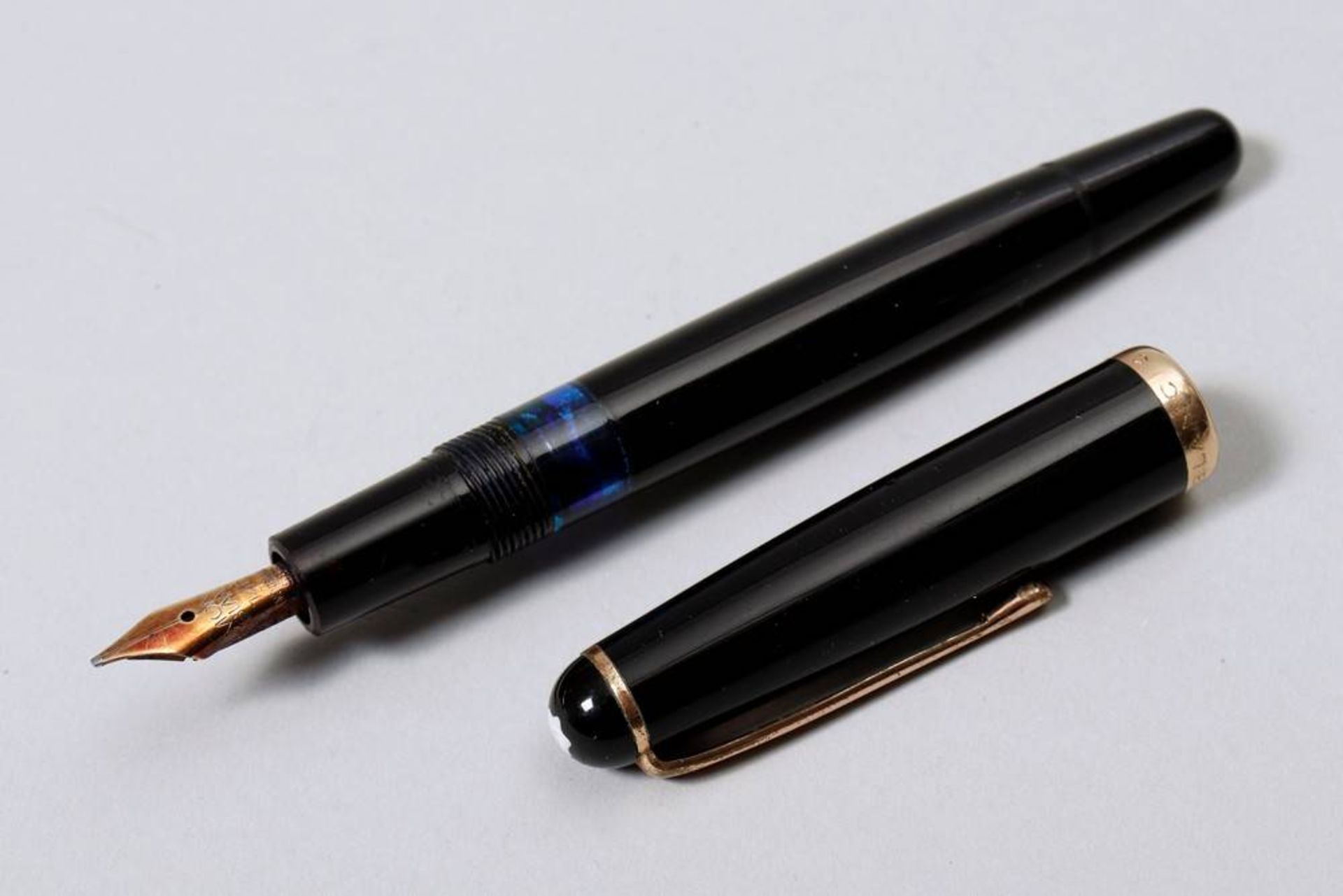 Fountain Pen Montblanc, 1950s, "342", black, L: 12,8cm, signs of use, untestedKolbenfüller