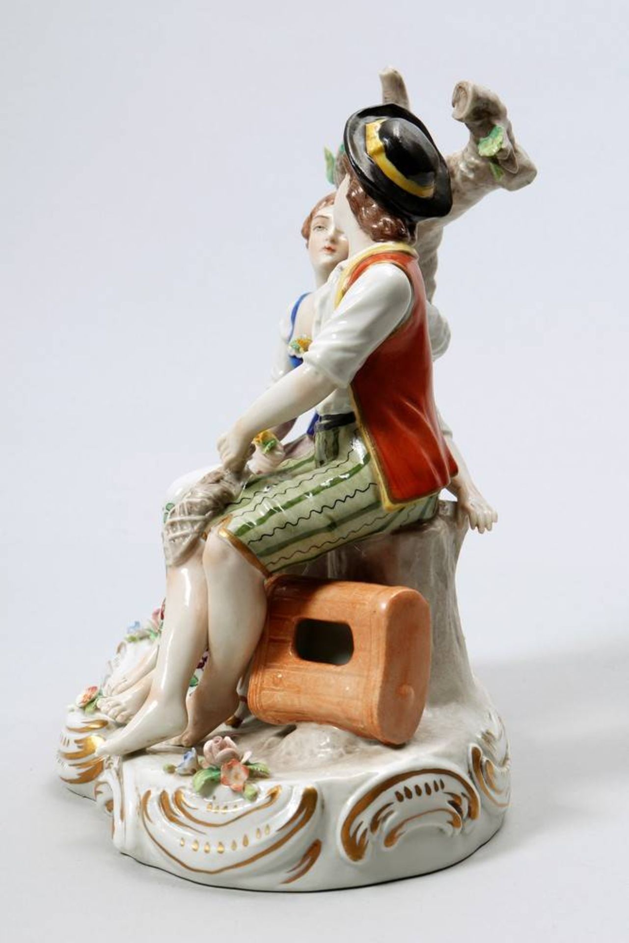 Figural group Sitzendorf, 20th C., porcelain, painted in colours, marked, H: 20cm, minor - Bild 6 aus 7