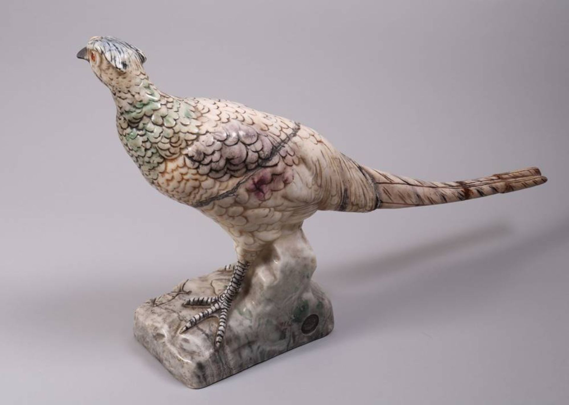 Large pheasant Hofkunstanstalt Kochendörfer, München, ca. 1920, marble, glass eyes, L: ca. 66cm, - Bild 2 aus 5