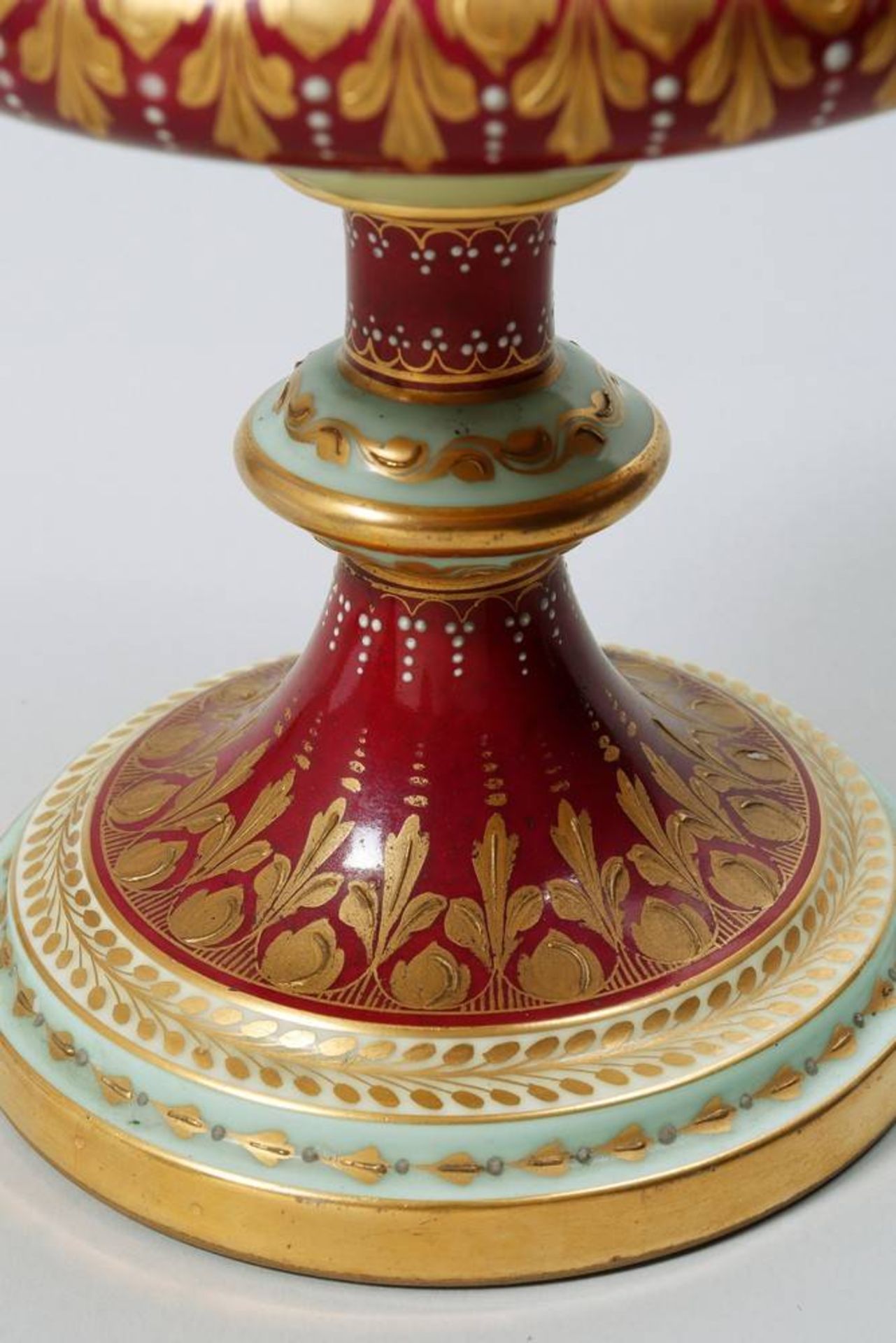 Lidded goblet Thuringa, ca. 1900, painted with mythological scene, H: 38cm, gold slightly - Bild 7 aus 7