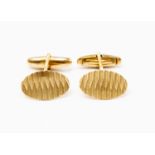 Pair of 9 ct gold cufflinks with diamond engraving, total gross weight approx 5.