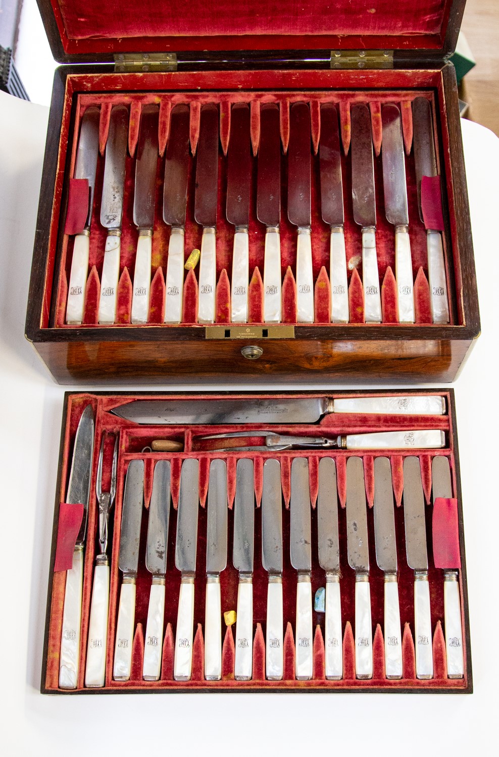 **WITHDRAWN*** A William IV rosewood cased knife set comprising: 24 table knives and 24 cheese