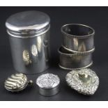 A silver circular dressing table canister and cover, by Charles Boyton & Son Ltd, assayed London