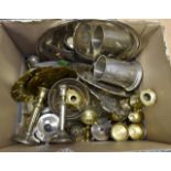 One box of mixed brass and plated metalwares