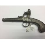 Flintlock pistol with 90mm long barrel. British "Crown V" proof marks.