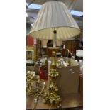 Gold ornate lamp (L1565)