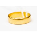 A 22 ct gold wedding ring, size M1/2, weight approx 4.
