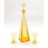 Whitefriars golden amber decanter no. 2720 J Powell c.1930 with x2 four sided glasses