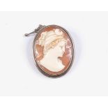 A 19th Century "Grand Tour" Italian cameo brooch,