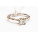 ***AUCTIONEER TO ANNOUNCE CHANGE OF ESTIMATE*** A diamond solitaire ring,