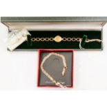 A 9ct gold ladies Accurist watch, on open link bracelet strap, total gross weight approx 9.