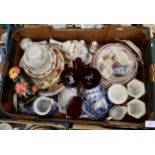 A collection of miscellaneous ceramic Abbeydale including cabinet plates, part teasets,