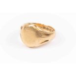 An 18ct gold gents signet ring, size Q, weight approx 12.