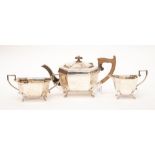 Three piece silver tea service, Sheffield 1938, Emile Viner, total gross weight approx 962gms/30.