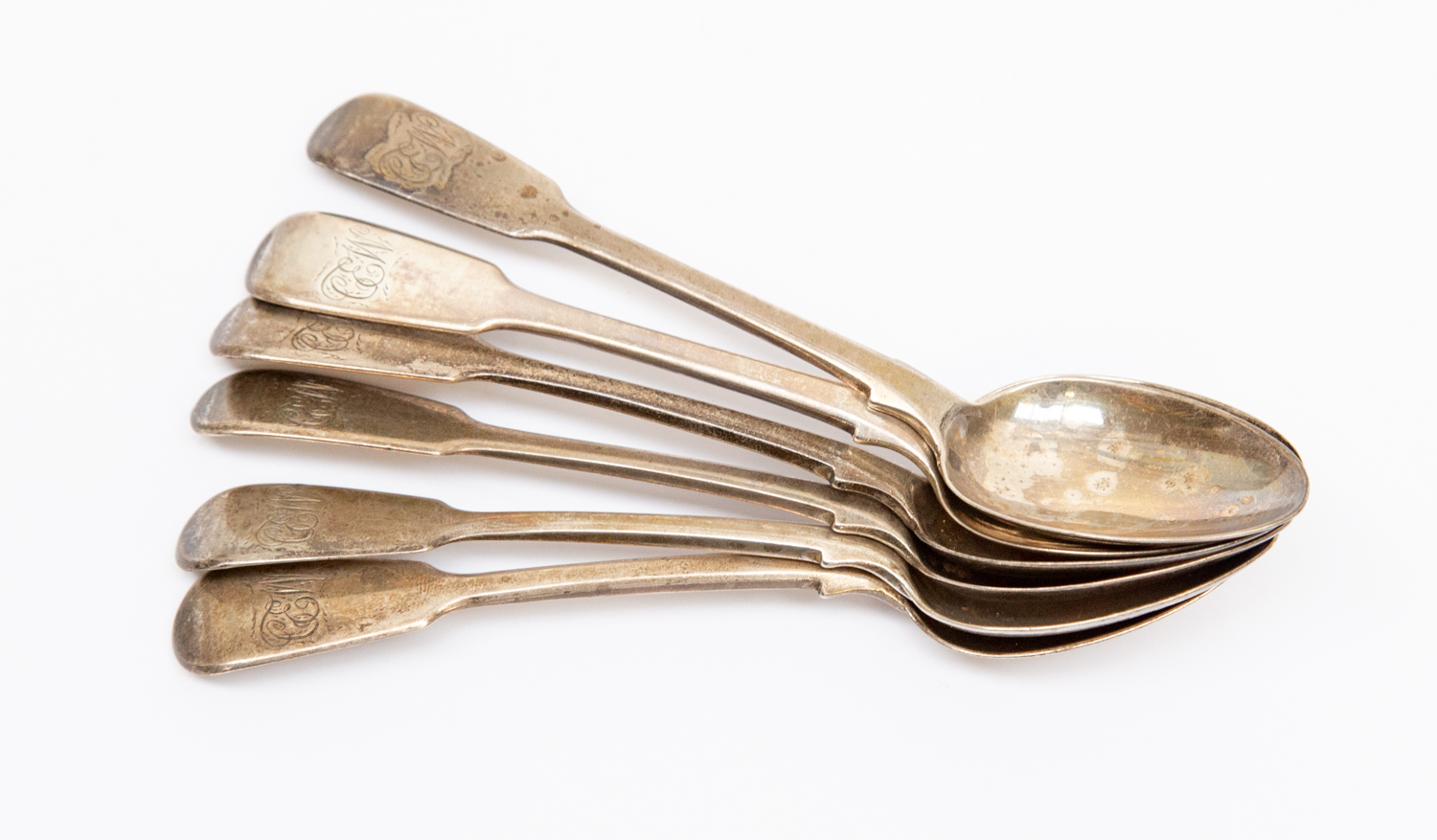 Four silver tea spoons, London 1824 and two tea spoons London, 1829 - total silver weight 5.