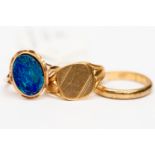 Three 9ct gold rings, to include an opal doublet displaying blue and green play of colour,