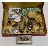 A collectors lot of jewellery to include the following; Japanese, Hong Kong necklaces, beadwork,