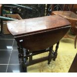 A Small oak gateleg table,