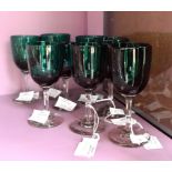 8 green wine glasses (8)