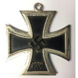 Reproduction WW2 Third Reich Ritterkreuz. Knights Cross of the Iron Cross 1939. Brass Core.