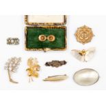 Late 19th Century brooches and early to mid 20th Century brooches including silver sweetheart