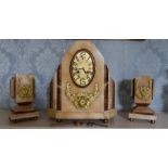 1930s French Art Deco onyx clock complete with pendulum, garnitures and key. Contrasting layers of