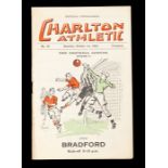 Charlton Athletic: An official match programme, Charlton Athletic v. Bradford, 1/10/1932, Football