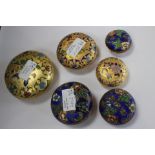 Cloisonné enamel lidded bowls, trio, various sizes, with blue enamel inside, a gold,