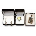 A set of labradorite jewellery set in silver, a pendant,