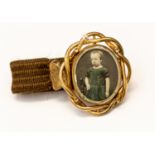 A Victorian hair bracelet,
