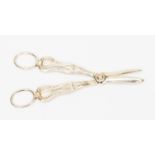 A pair of late Victorian Kings pattern grape scissors, Atkin Brother, Sheffield, 1900, 3.