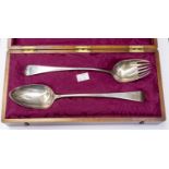 A matched pair of Georgian silver servers, London 1814, Richard Turner and 1800, Wm Eley, Wm Fearn,