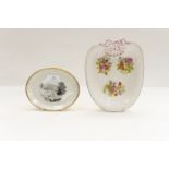 An English porcelain dessert dish with floral bouquets,