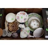 A collection of ceramics including various cabinet plates, a Masons Ironstone green ground plate,