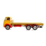Foden: An unboxed Foden Shackleton, yellow cab and trailer, no key.
