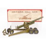 Britains: A boxed Britains 155mm Gun, No. 2064, 'A working model of the American 155mm Gun used in