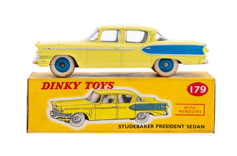 Dinky: A boxed Dinky Toys, Studebaker President Sudan, 179, yellow body, yellow picture box, correct