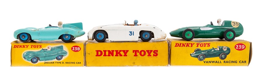 Dinky: Three boxed Dinky Toys vehicles to comprise: Cunningham C-5R, 133, white and blue body, box