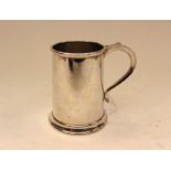 An Elizabeth II Sterling silver mug, Birmingham 1966, 202 grams / 6.
