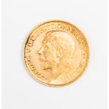 A George V 1913 22ct gold Sovereign