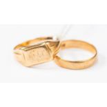Two 9ct gold rings, comprising a signet ring and plain band, combined weight approx 5.