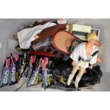 Star Wars collection including candy dispensers, pencil topers, seven Bend-Ems figures etc.