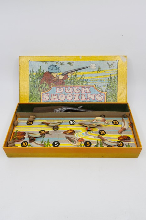 Boxed carpet bowls and a Parker Bros Duck Shooting game. - Image 2 of 2