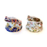 Two Royal Crown Derby Frogs: One Old Imari Frog, limited editions 2773/4500, with certificate, and