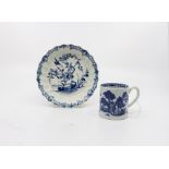 Worcester blue and white coffee can, 'Man in a Pavilion' pattern, circa 1760, approx 5.8cms high x