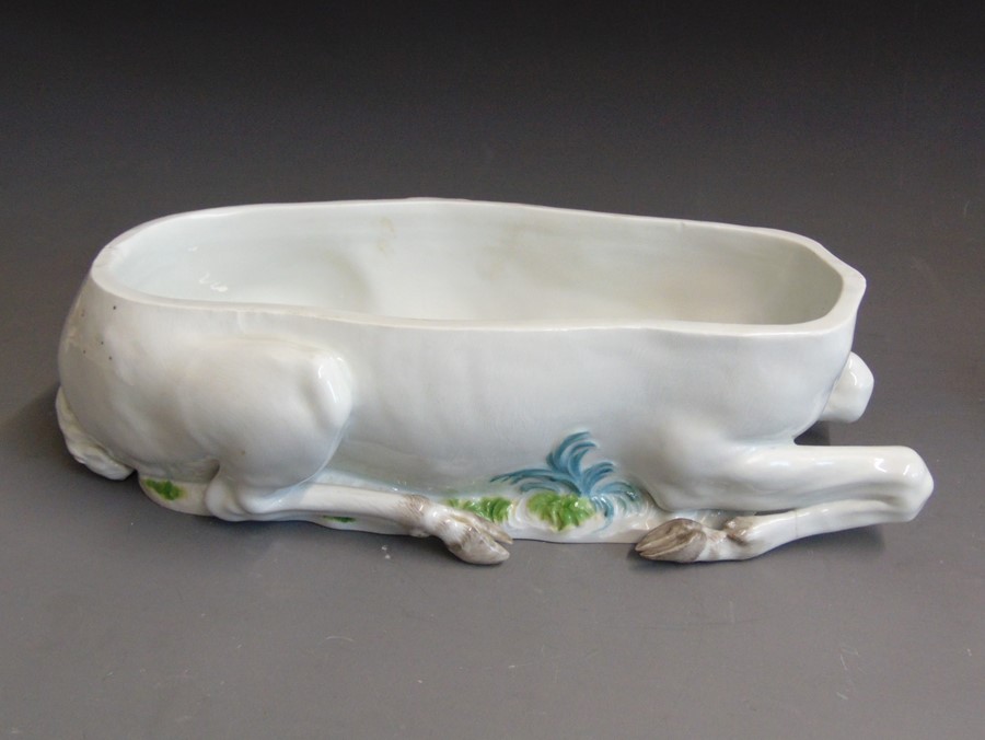 A Meissen 19th Century tureen and cover modelled as a recumbent stag, 19th Century, blue crossed - Image 5 of 6