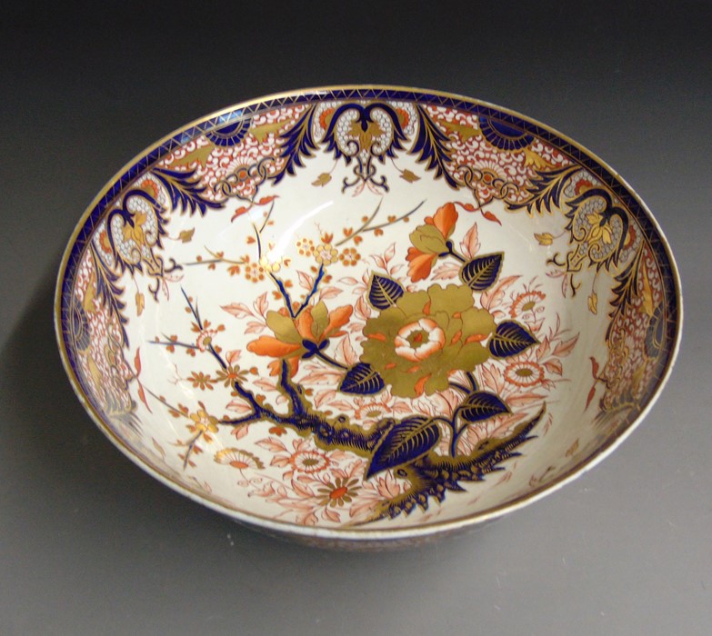 A large Derby punch bowl, decorated in the imari palette, circa 1820-25, standard red mark, 36.6cm - Image 2 of 3